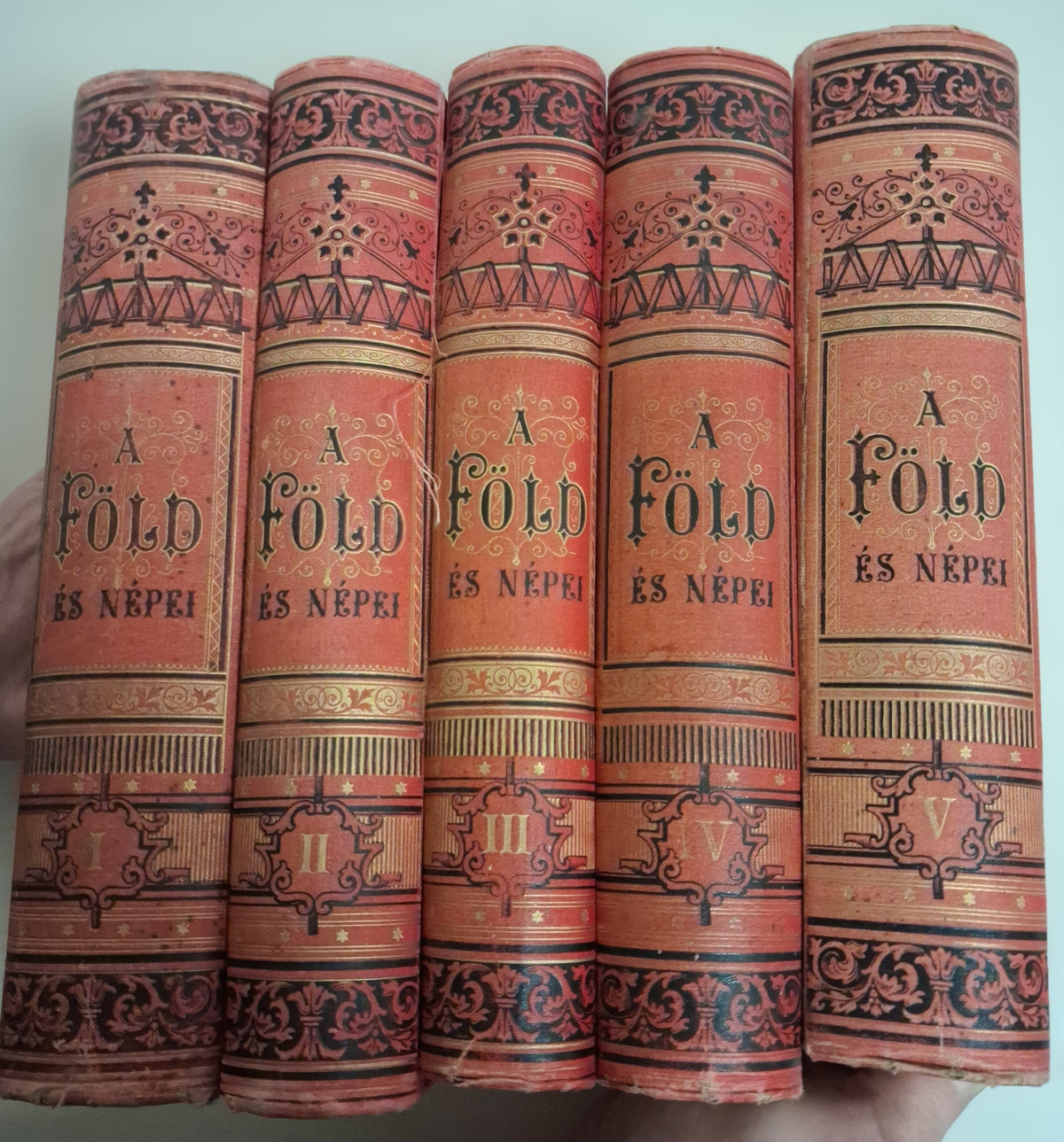 György Aladár – A Föld és népei I–V. – 2. kép